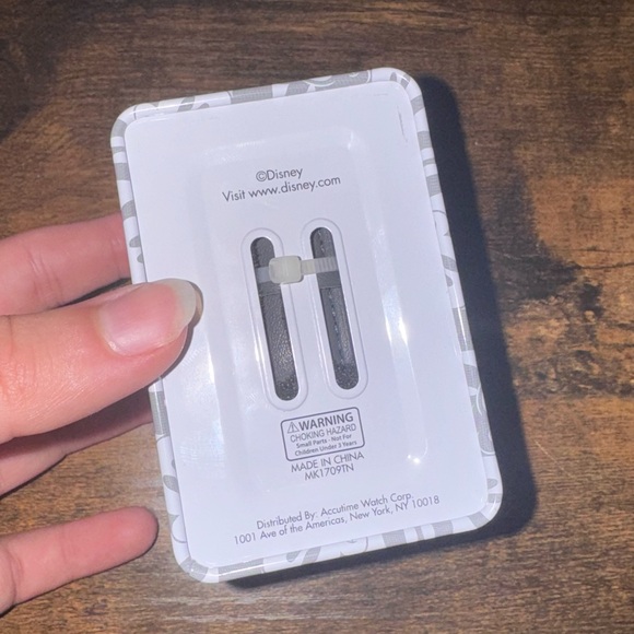 Disney Mickey Mouse Black and Silver Watch - Picture 4 of 6